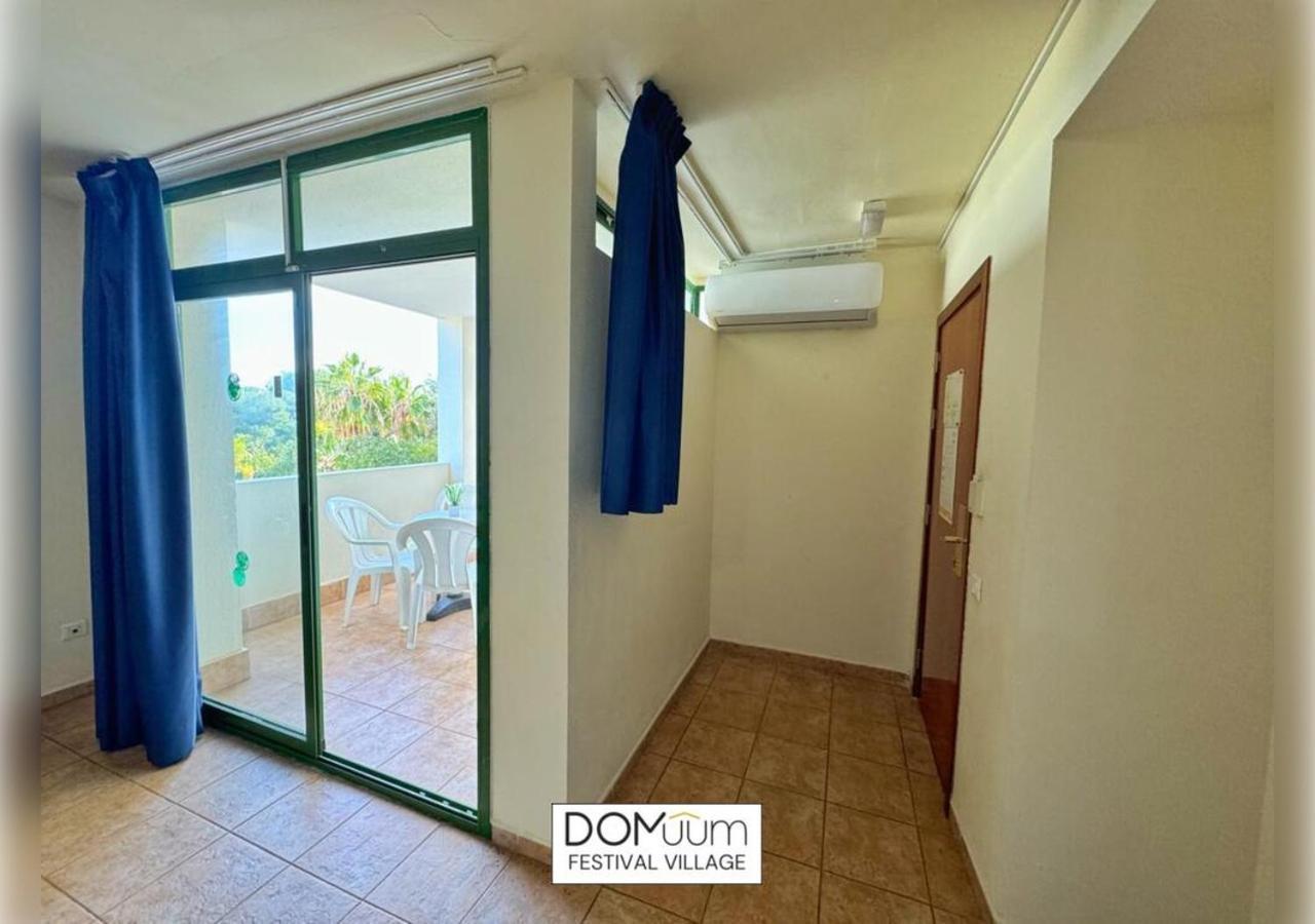 Domuum Holidays - Festival Village Salou Bagian luar foto